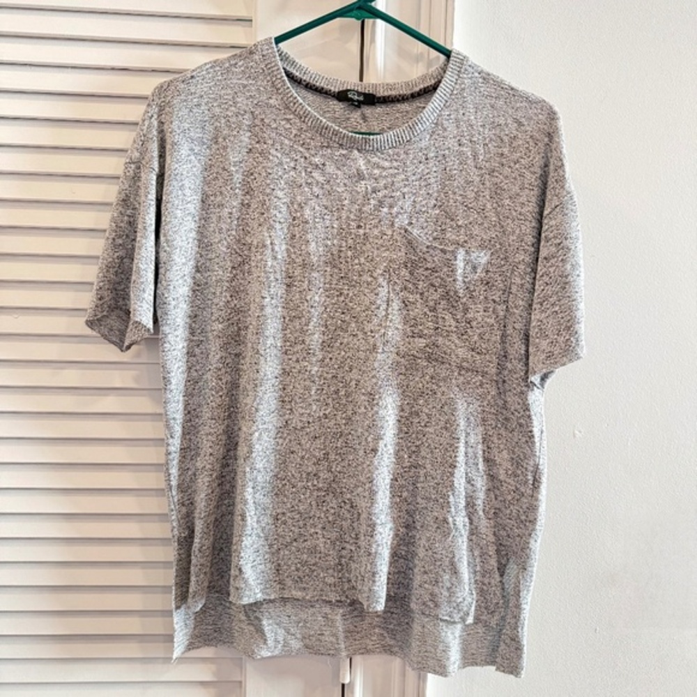 Rails light gray lightweight sweater top, fits loosely